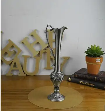 European retro bottle shap metal alloy vase small size tabletop metal vase flowerpot for home decoration HP038
European retro bottle shap metal alloy vase small size tabletop metal vase flowerpot for home decoration HP038