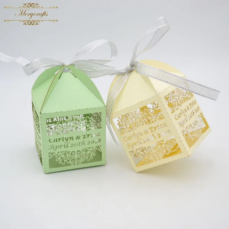 Exquisite flower pattern wedding present for guests laser cut wedding favors box
Exquisite flower pattern wedding present for guests laser cut wedding favors box