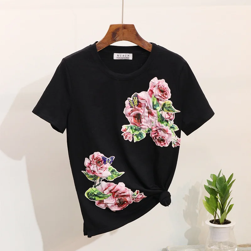 Женская трехмерная футболка с коротким рукавом цветочным принтом и бусинами