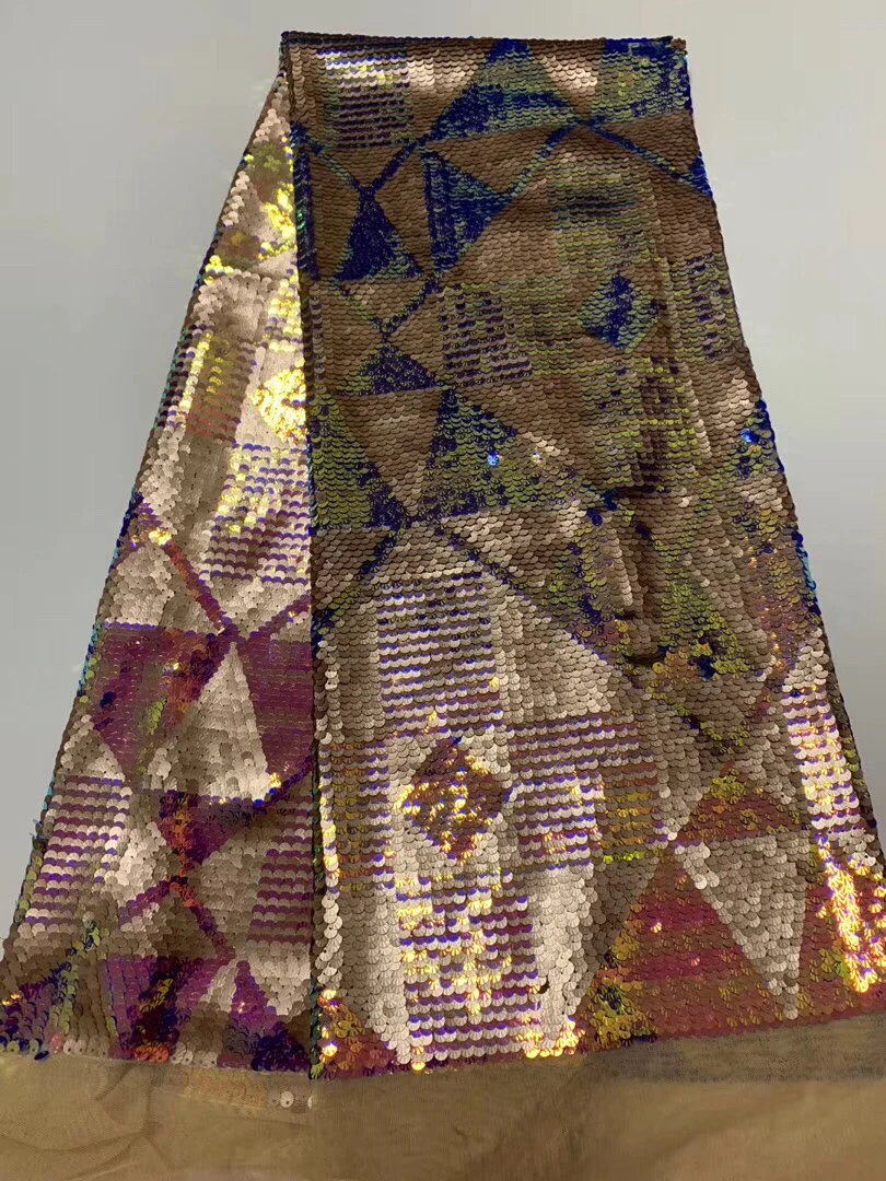 2019 Luxury Gold Sequins Lace Fabric embroidery French lace Fabric Swiss Voile African Nigerian Wedding Party Lace FabricKCD9247
2019 Luxury Gold Sequins Lace Fabric embroidery French lace Fabric Swiss Voile African Nigerian Wedding Party Lace FabricKCD9247