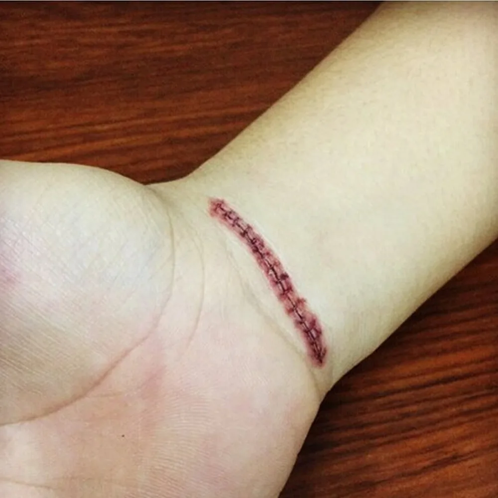 Funky Halloween Fake Scab Blood Special Costume Makeup Zombie Scars Tattoos