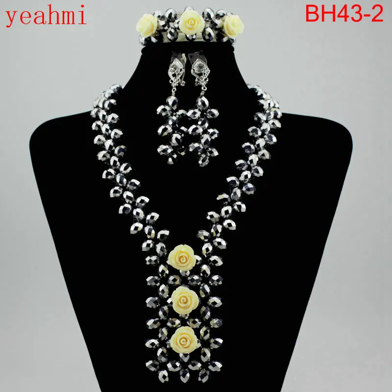African beads jewelry set Nigerian Wedding jewelry sets single layer seed bead crystal bead necklace earring bracelet set BH43-1
African beads jewelry set Nigerian Wedding jewelry sets single layer seed bead crystal bead necklace earring bracelet set BH43-1