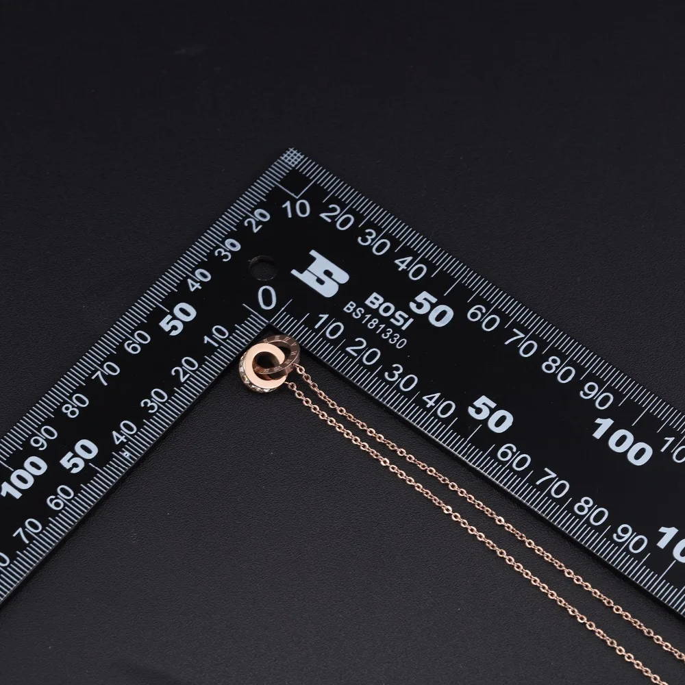 Fashion two circulars Inlay Zirconia Women 's Choker Necklaces Rose Gold Color Stainless Steel Party Pendants Jewelry Gift
Fashion two circulars Inlay Zirconia Women 's Choker Necklaces Rose Gold Color Stainless Steel Party Pendants Jewelry Gift