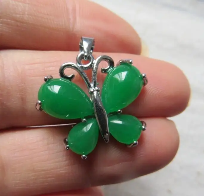Wholesale free shipping >>Charming fine Jewelry jade Butterfly Pendant with Necklace
Wholesale free shipping >>Charming fine Jewelry jade Butterfly Pendant with Necklace
