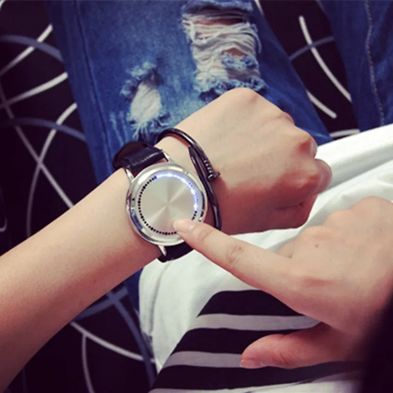 LED Touch Screen Watch Unique Cool Watch with Tree Pattern Simple Black Dial 60 Blue Lights Watch With Soft Black Leather Strap
LED Touch Screen Watch Unique Cool Watch with Tree Pattern Simple Black Dial 60 Blue Lights Watch With Soft Black Leather Strap