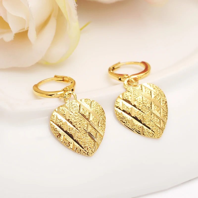 Bangrui Gold Color Heart Earrings Women/Girl,Love Trendy Jewelry for African/Arab/Middle Eastern
Bangrui Gold Color Heart Earrings Women/Girl,Love Trendy Jewelry for African/Arab/Middle Eastern