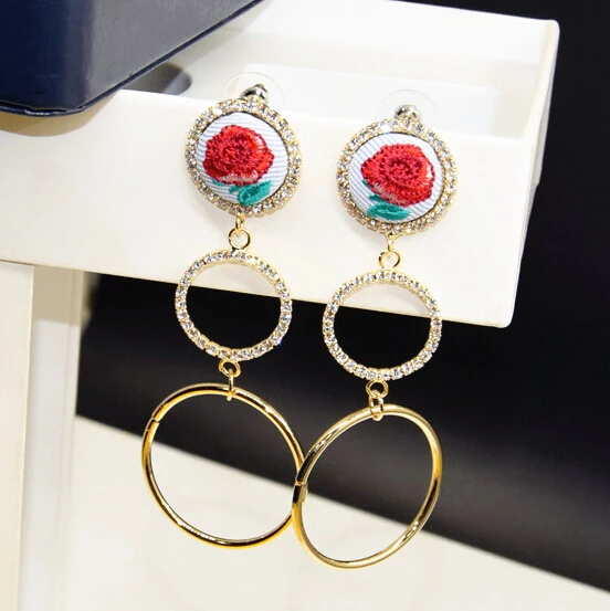 Full Rhinestones Geometric Round Embroidery Flower Drop Earrings for Women Statement Earrings Jewelry
Full Rhinestones Geometric Round Embroidery Flower Drop Earrings for Women Statement Earrings Jewelry