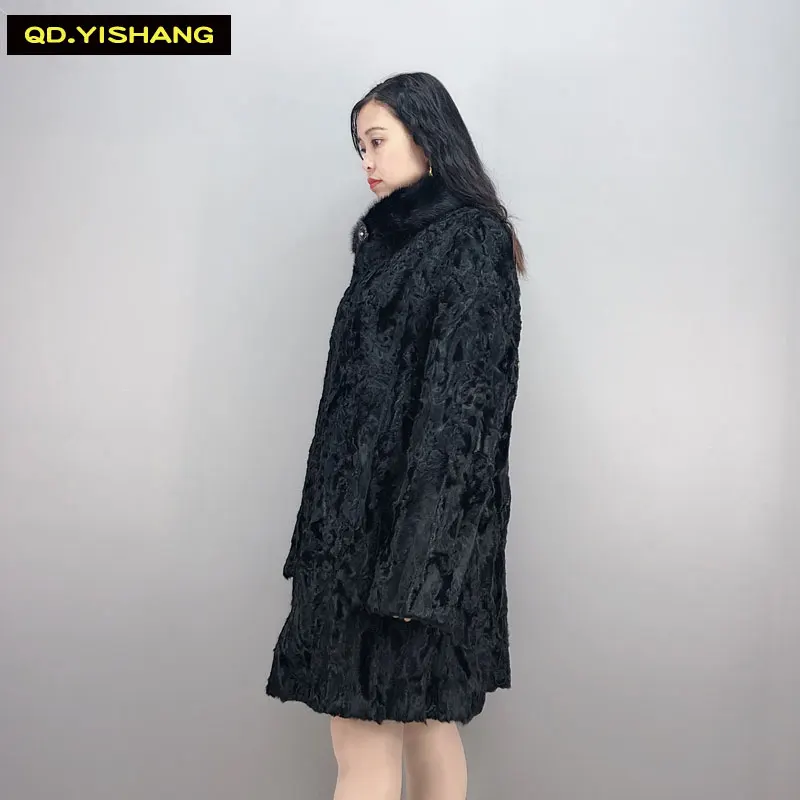 Fur coat Real Karakul coat Mink collar Long section Lady's real warm fur coat for winter customizable QD.YISHANG 
Fur coat Real Karakul coat Mink collar Long section Lady's real warm fur coat for winter customizable QD.YISHANG