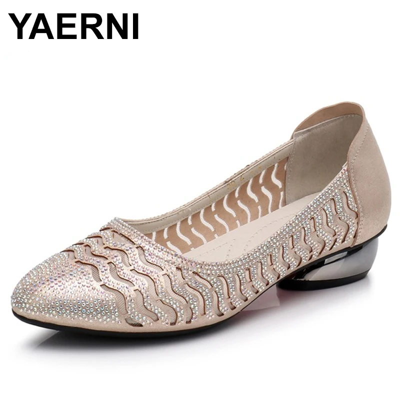 YAERNI Women High Heel Shoes Hollow Summer Genuine Leather Shoes Woman Fashion Shoes Low Heels Plus Size 34-43 E439
YAERNI Women High Heel Shoes Hollow Summer Genuine Leather Shoes Woman Fashion Shoes Low Heels Plus Size 34-43 E439