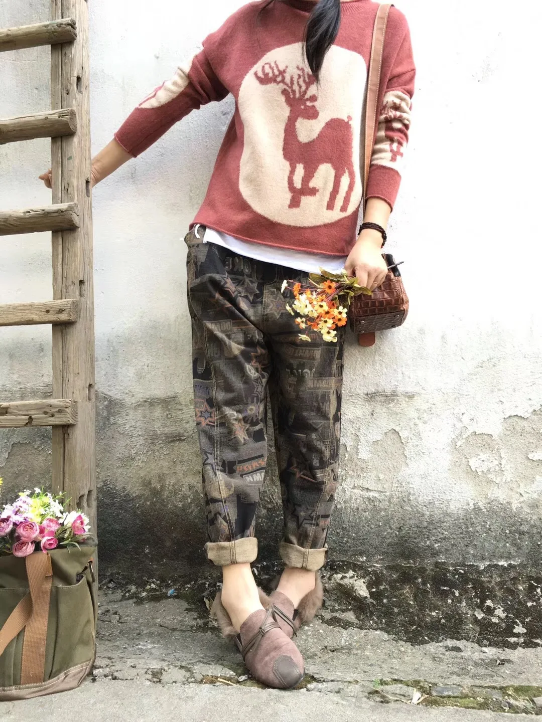 2019 spring and autumn new retro wild loose casual print washed old elastic waist casual pants women
2019 spring and autumn new retro wild loose casual print washed old elastic waist casual pants women