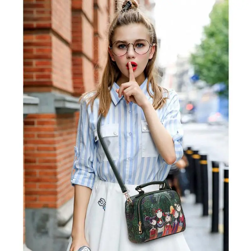 2020 designer luxury brand high quality PU leather ladies ladies green cartoon handbag shoulder bag female handbag LL60
2020 designer luxury brand high quality PU leather ladies ladies green cartoon handbag shoulder bag female handbag LL60