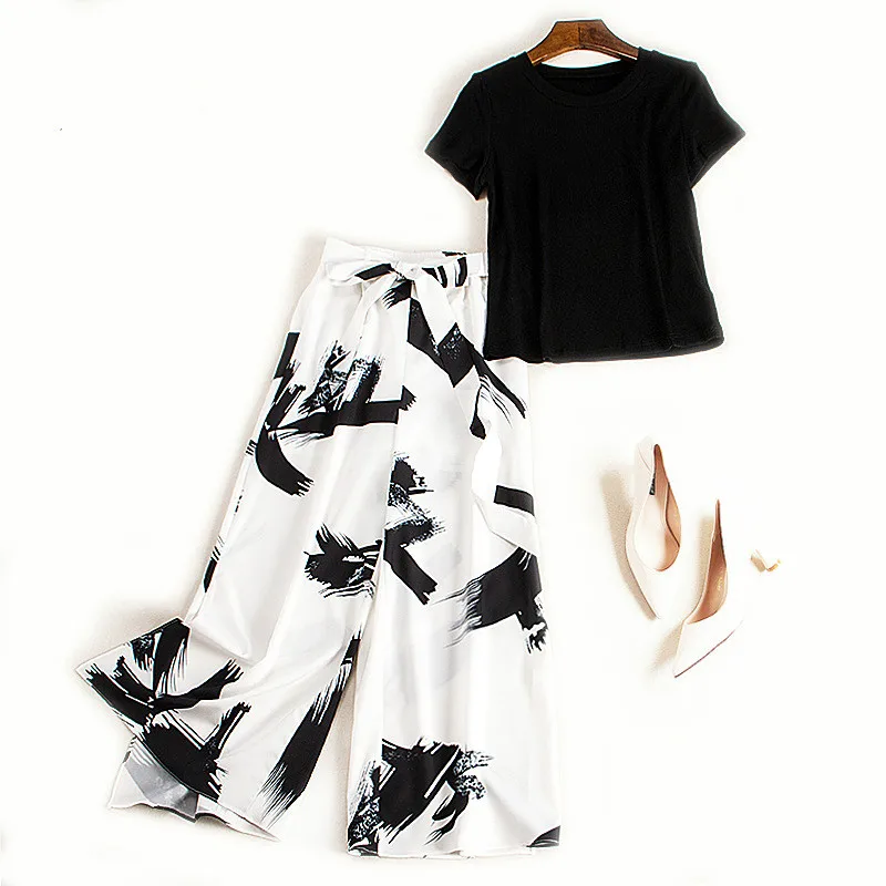 Women's suit 2019 new summer foreign casual shirt was thin chiffon wide leg nine pants two sets of wild women's clothing
Women's suit 2019 new summer foreign casual shirt was thin chiffon wide leg nine pants two sets of wild women's clothing