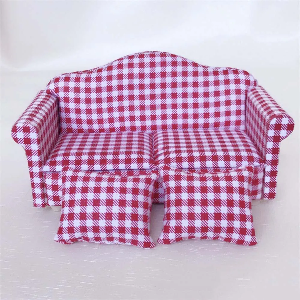 1/12 Dollhouse Miniature Accessories Mini Double Sofa with Pillow Simulation Furniture Toys for Doll House Decoration
1/12 Dollhouse Miniature Accessories Mini Double Sofa with Pillow Simulation Furniture Toys for Doll House Decoration