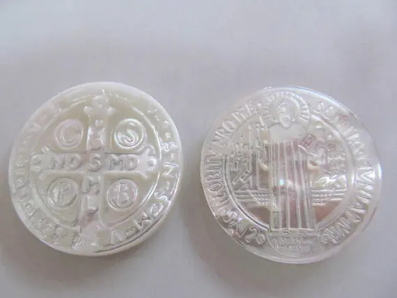 free ship--12pcs 22 30mm Genuine MOP Shell ,Pearl Shell Virgin Mary cross round coin Cameo Caved cabochons jewelry beads
free ship--12pcs 22 30mm Genuine MOP Shell ,Pearl Shell Virgin Mary cross round coin Cameo Caved cabochons jewelry beads