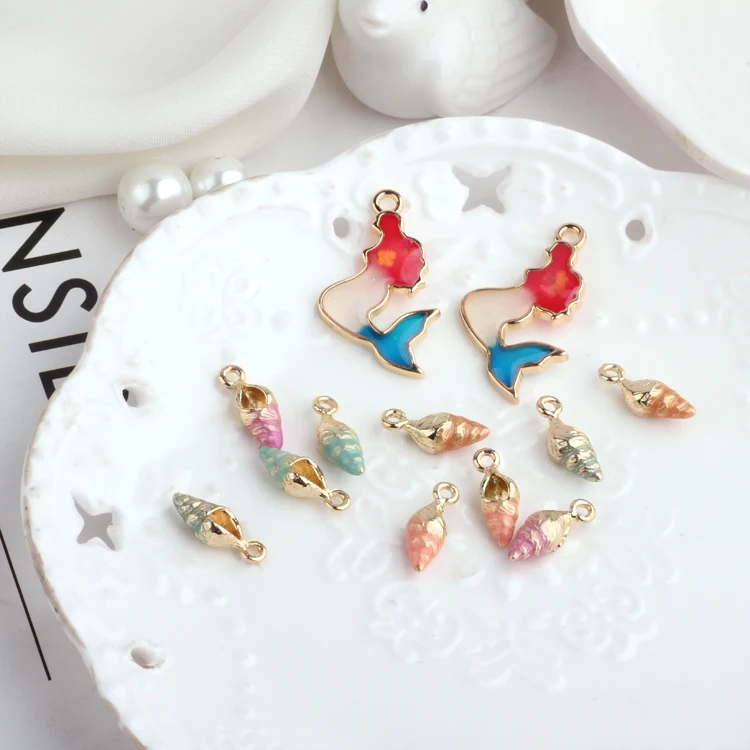 Summer style 50pcs/lot animals cartoon conch shape alloy floating locket charms diy jewelry earrings/bracelet decoration pendant
Summer style 50pcs/lot animals cartoon conch shape alloy floating locket charms diy jewelry earrings/bracelet decoration pendant