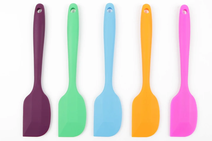 Large Resistant High Temperature Integrated Silicone Scraper Cream Spatula Cake Molds Biscuit Baking Tools 5pcs/lot D693
Large Resistant High Temperature Integrated Silicone Scraper Cream Spatula Cake Molds Biscuit Baking Tools 5pcs/lot D693