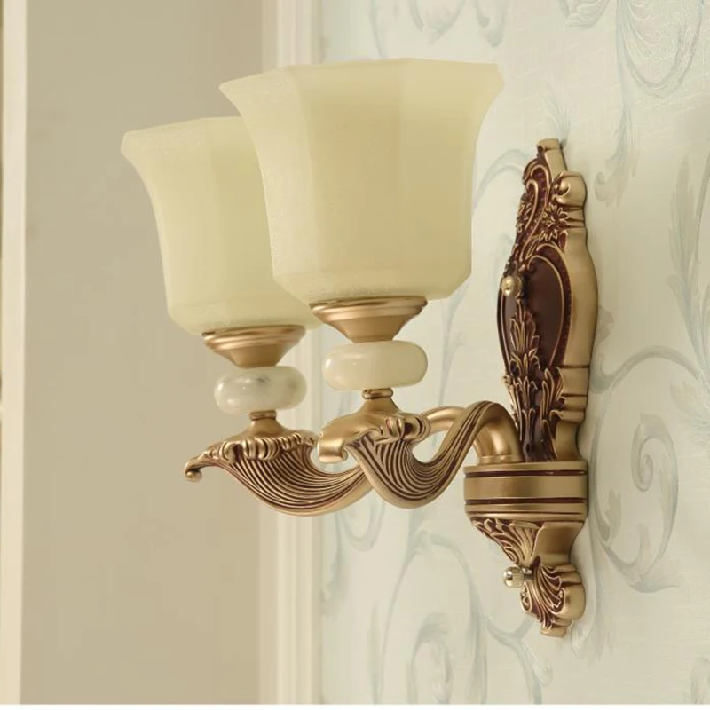 Vintage zinc alloy LED wall lamps American style frosted glass wall sconces retro living room TV background bedroom wall lights
Vintage zinc alloy LED wall lamps American style frosted glass wall sconces retro living room TV background bedroom wall lights