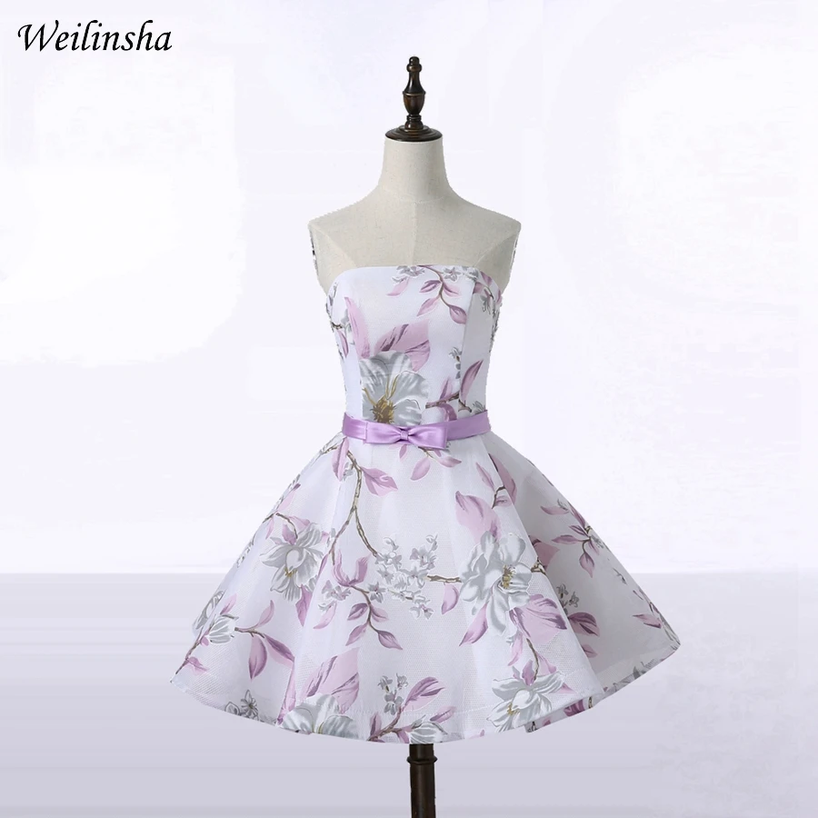 Strapless A-line Sashes Evening Dress with Bow Simple Floral Applique Prom Dresses Women Knee Length Back Lace Up Party Gown
Strapless A-line Sashes Evening Dress with Bow Simple Floral Applique Prom Dresses Women Knee Length Back Lace Up Party Gown
