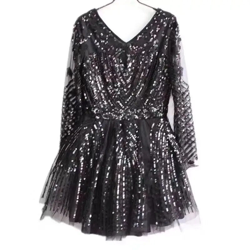 2019 New Arrival Women black Lace dress V-Neck long sleeve elegante Vestidos Celebrity evening Party bodycon Bandage dresses
2019 New Arrival Women black Lace dress V-Neck long sleeve elegante Vestidos Celebrity evening Party bodycon Bandage dresses