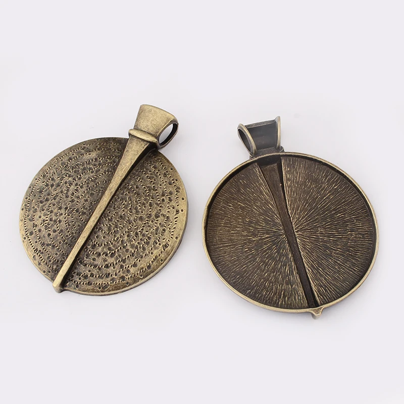 1pcs Tibetan Silver/Bronze/Verdigris Large Round Medallion Boho Charms Pendant For Necklace Jewelry Making Findings 84x67mm
1pcs Tibetan Silver/Bronze/Verdigris Large Round Medallion Boho Charms Pendant For Necklace Jewelry Making Findings 84x67mm