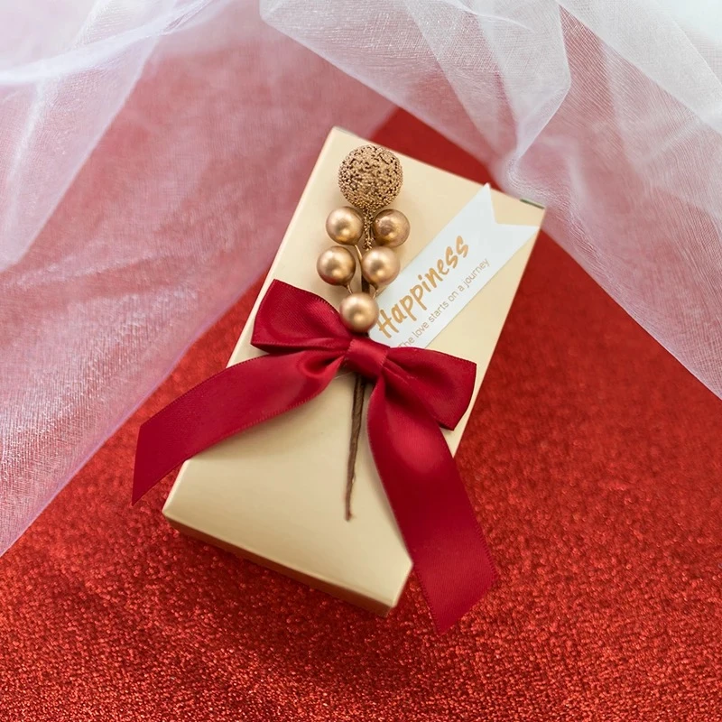 Free shipping 300pcs lot Gold Paper Anniversary Engagement Party Candy boxes chocolate container wedding favor box wholesales
Free shipping 300pcs lot Gold Paper Anniversary Engagement Party Candy boxes chocolate container wedding favor box wholesales