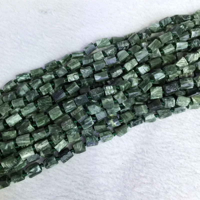 Natural Genuine Green Seraphinite Clinochlore Nugget Free Form Loose Rough Matte Beads 15" 05377
Natural Genuine Green Seraphinite Clinochlore Nugget Free Form Loose Rough Matte Beads 15" 05377