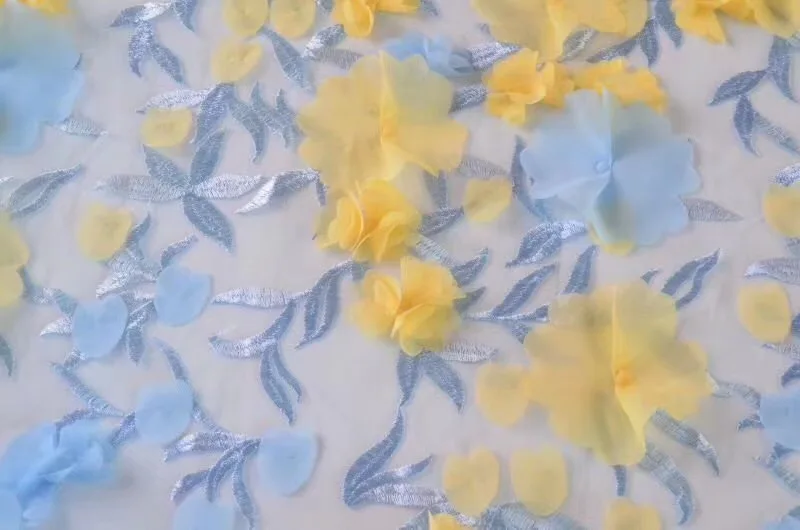 New fashion mixed color 3D chiffon flower on netting embroidered bridal/ evinging/show dress lace fabric 130cm width
New fashion mixed color 3D chiffon flower on netting embroidered bridal/ evinging/show dress lace fabric 130cm width