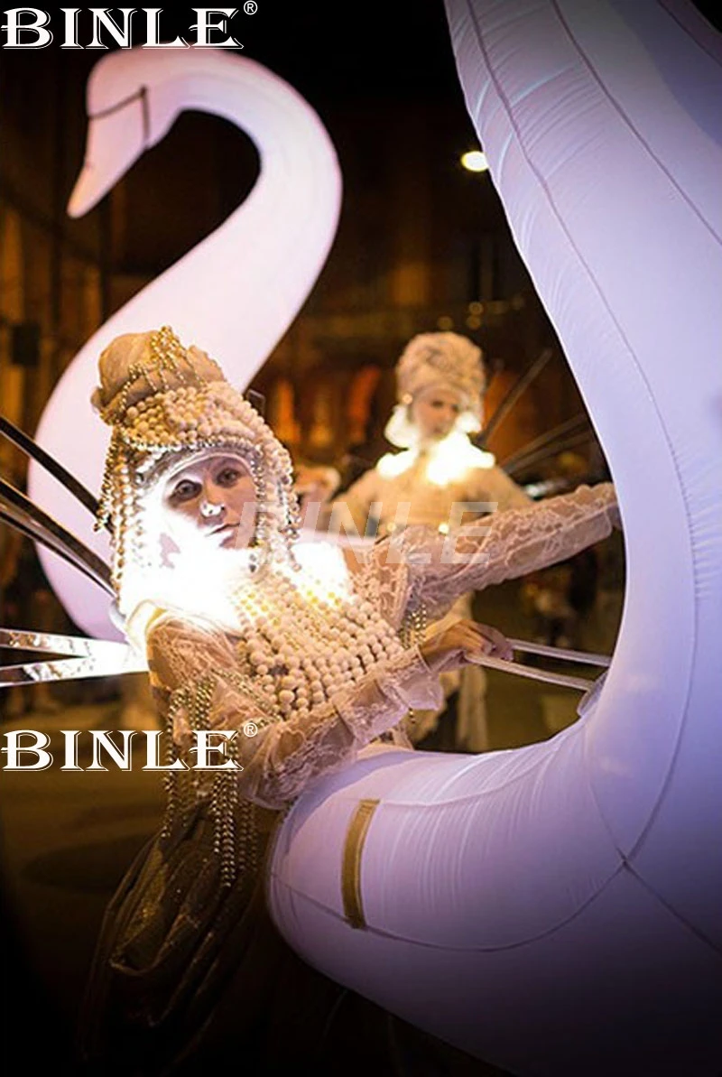 New Arrival Adult Inflatable Animal Costume LED Blow Up Funny Swan Cosplay Suit mascot for parade
New Arrival Adult Inflatable Animal Costume LED Blow Up Funny Swan Cosplay Suit mascot for parade