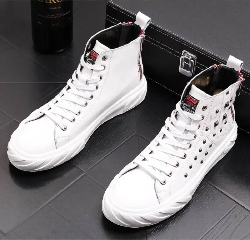 ERRFC New Arrival Mens White Fashion Boots Designer Rivets High Top Red Casual Shoes Man Trending Cowboy Leather Ankle Boots 43
ERRFC New Arrival Mens White Fashion Boots Designer Rivets High Top Red Casual Shoes Man Trending Cowboy Leather Ankle Boots 43