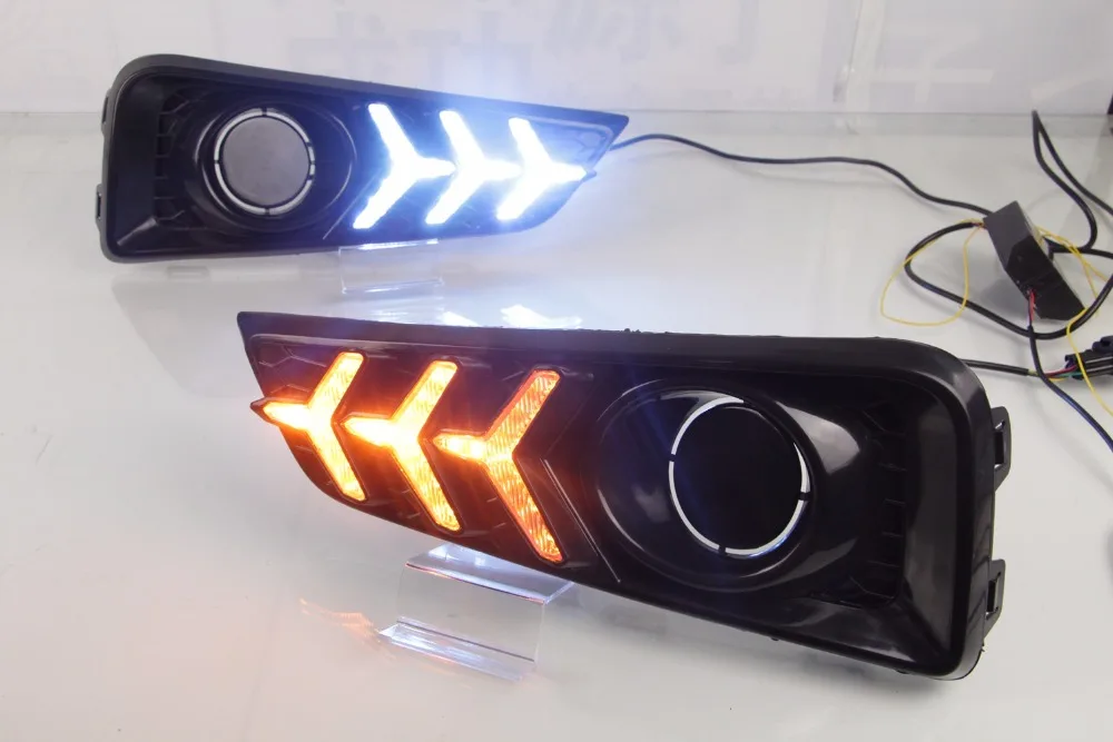 Qirun led drl daytime running light for Honda City with moving yellow turn signals +dimmer and blue night running light
Qirun led drl daytime running light for Honda City with moving yellow turn signals +dimmer and blue night running light