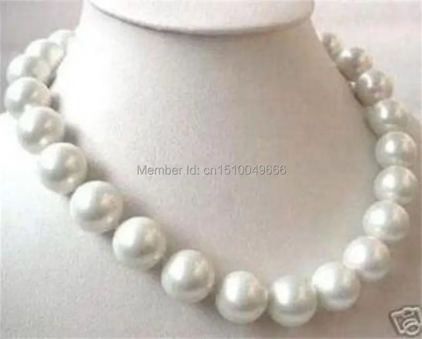 FREE SHIPPING hot sell >>BIG 14mm AAA White sea south SHELL PEARL necklace 18 INCH
FREE SHIPPING hot sell >>BIG 14mm AAA White sea south SHELL PEARL necklace 18 INCH