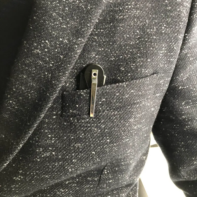 High-quality Black Folding Pocket Moustache Comb Men's Fashion Beard Comb Useful Shaving Beard Care Styling Tools for Men
High-quality Black Folding Pocket Moustache Comb Men's Fashion Beard Comb Useful Shaving Beard Care Styling Tools for Men