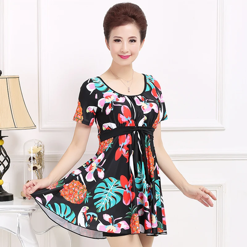 Short Sleeve Swim Dress Plus Size Swimwear Women Printed One Piece Swimsuits Fold Bathing Suit Retro Beach Skirt Large
Short Sleeve Swim Dress Plus Size Swimwear Women Printed One Piece Swimsuits Fold Bathing Suit Retro Beach Skirt Large