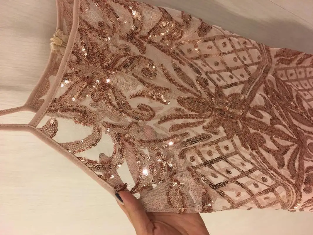 U-SWEAR Sequined Sexy Bodycon Dress Women Sequin Strap Backless Summer Dress Elegant Mini Party Dress Vestidos De Fiesta
U-SWEAR Sequined Sexy Bodycon Dress Women Sequin Strap Backless Summer Dress Elegant Mini Party Dress Vestidos De Fiesta