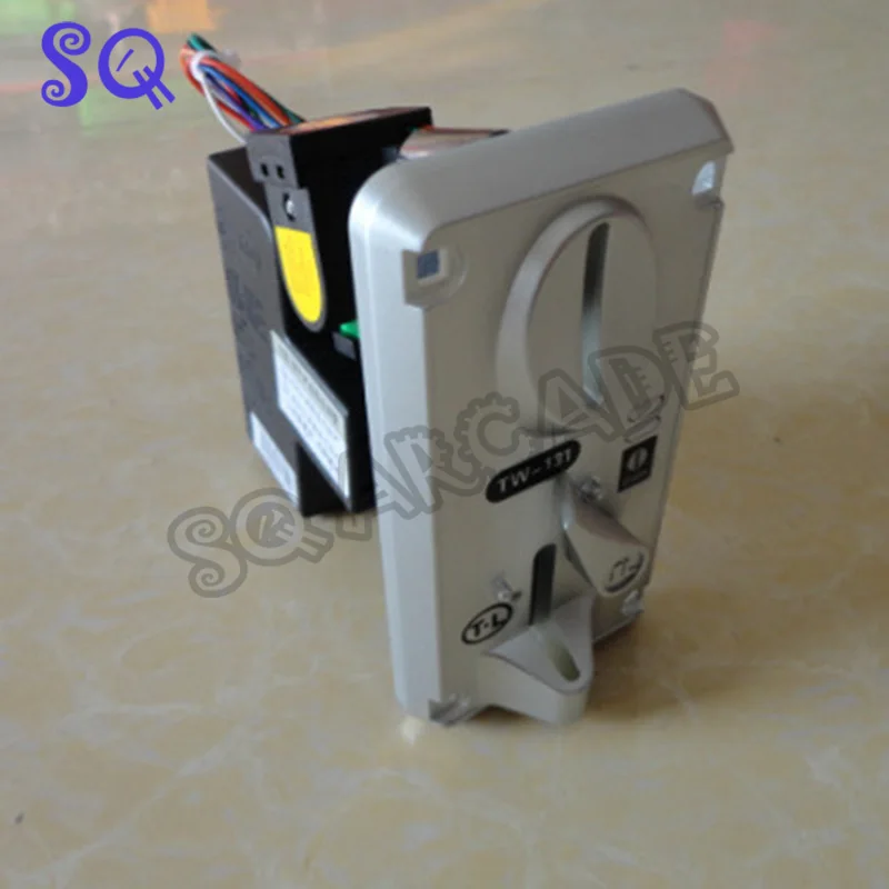 TW131 Advanced CPU coin selector Comparable Acceptor/ Coin mech/ Arcade Parts Arcade Accessories for vending machine games
TW131 Advanced CPU coin selector Comparable Acceptor/ Coin mech/ Arcade Parts Arcade Accessories for vending machine games