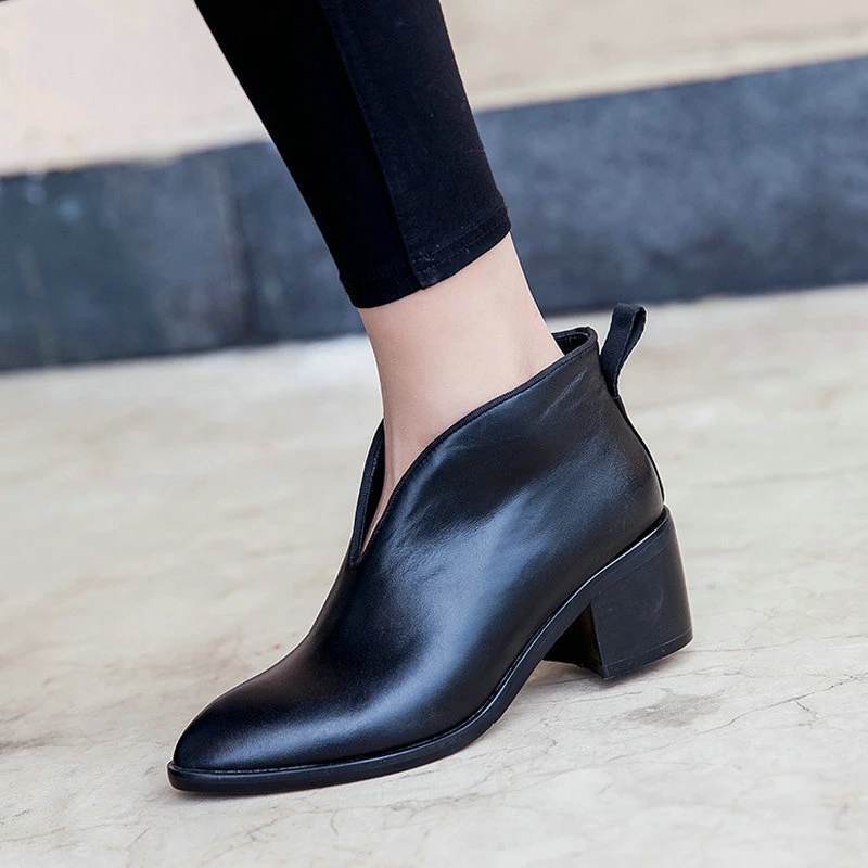 EshtonShero Shoes Woman Women Ankle Boots Cow Leather Platform High Heels Autumn Classic Black Ladies Motorcycle Boot Size 3-8
EshtonShero Shoes Woman Women Ankle Boots Cow Leather Platform High Heels Autumn Classic Black Ladies Motorcycle Boot Size 3-8