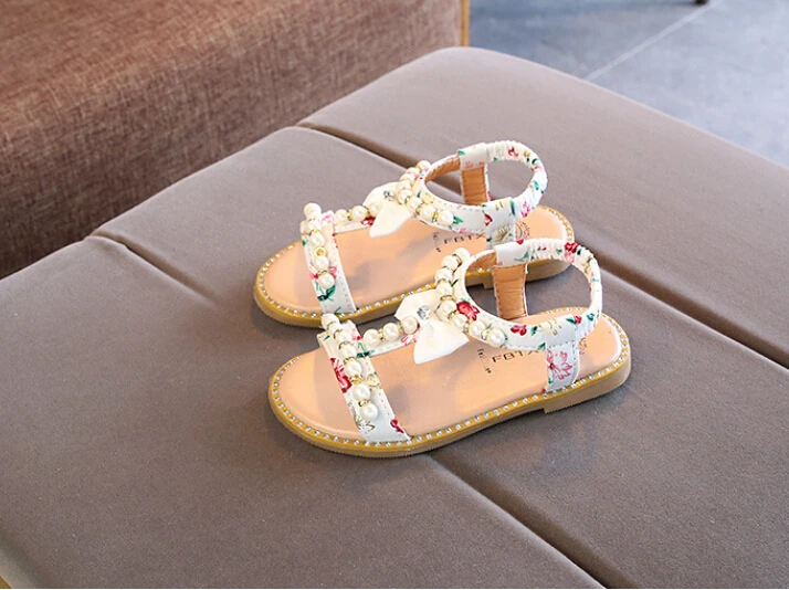 Летние новые корейские детские сандалии короткого кроя для девочек туфли