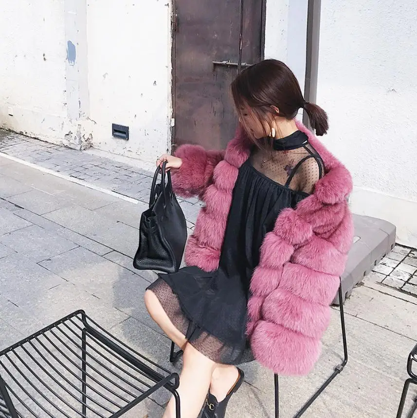 S-3XL plus size Winter New fashion brand Fake fox fur jacket female warm good quality warm thicker Faux fur coat wj1636 dropship
S-3XL plus size Winter New fashion brand Fake fox fur jacket female warm good quality warm thicker Faux fur coat wj1636 dropship