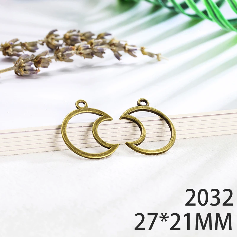 27*21mm 10pcs Moon Alloy Pendant For Diy Jewelry Making 2 Colors Antique Silver Antique Bronze No.2032
27*21mm 10pcs Moon Alloy Pendant For Diy Jewelry Making 2 Colors Antique Silver Antique Bronze No.2032