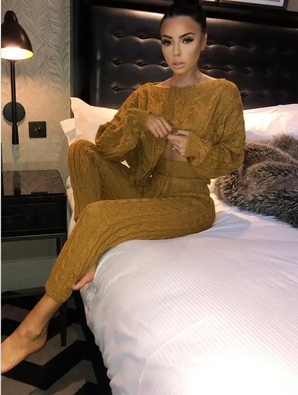 New Women's Suit Net Thread Sweater And Knitted Pants 2020 Hot Sale Full O-neck Drawstring Spring 2 Piece Two Set Pullover
New Women's Suit Net Thread Sweater And Knitted Pants 2020 Hot Sale Full O-neck Drawstring Spring 2 Piece Two Set Pullover