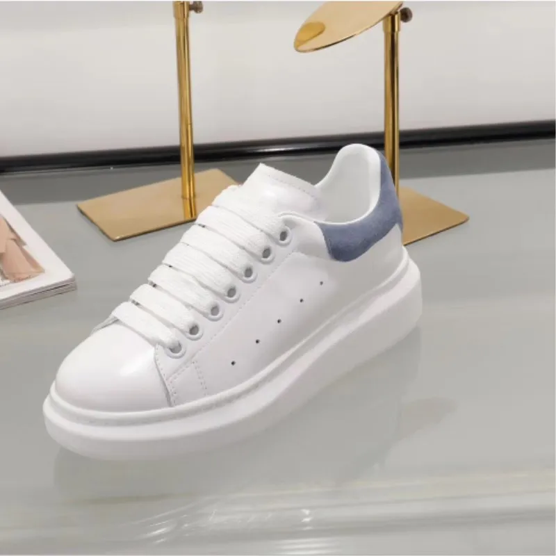 Fashion platform shoes women's flat leather sponge bottom casual shoes running shoes women's lace-up shoesplatform shoes women's
Fashion platform shoes women's flat leather sponge bottom casual shoes running shoes women's lace-up shoesplatform shoes women's