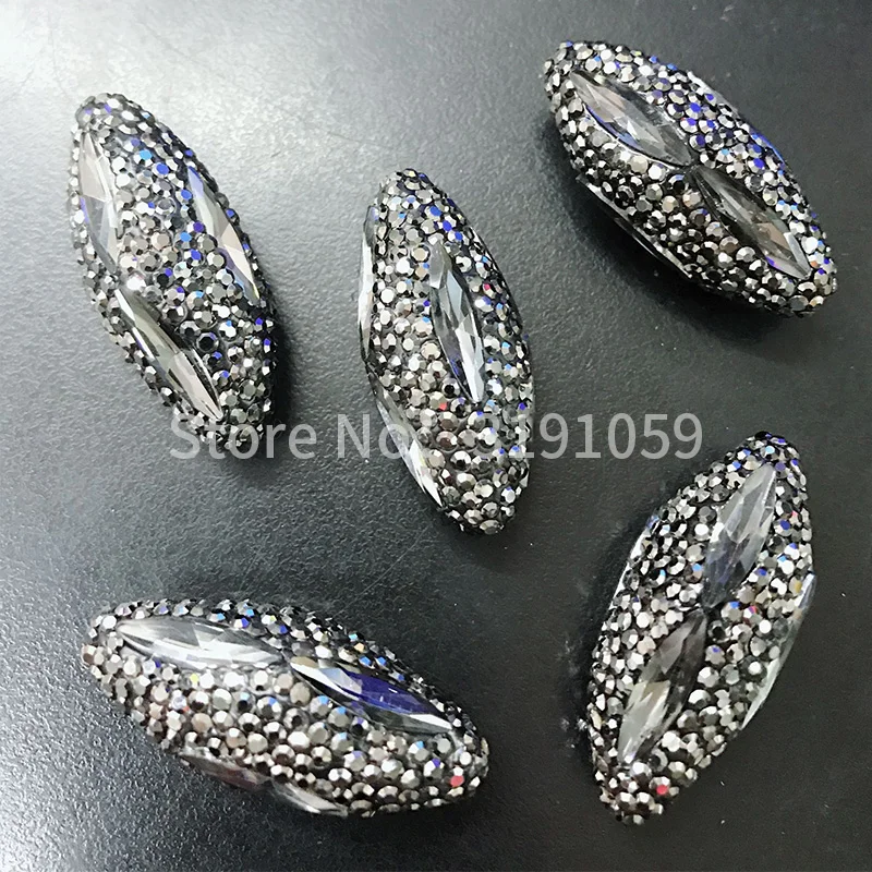 Hand inlaid black crystal beads in 2018 fashion elliptic decorations New Year's party accessories
Hand inlaid black crystal beads in 2018 fashion elliptic decorations New Year's party accessories