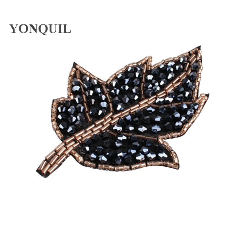 12pcs/lot fashion long leaf hand-made beaded applique navy fabric-base trimmings for hairdress garment clothing embellishments
12pcs/lot fashion long leaf hand-made beaded applique navy fabric-base trimmings for hairdress garment clothing embellishments