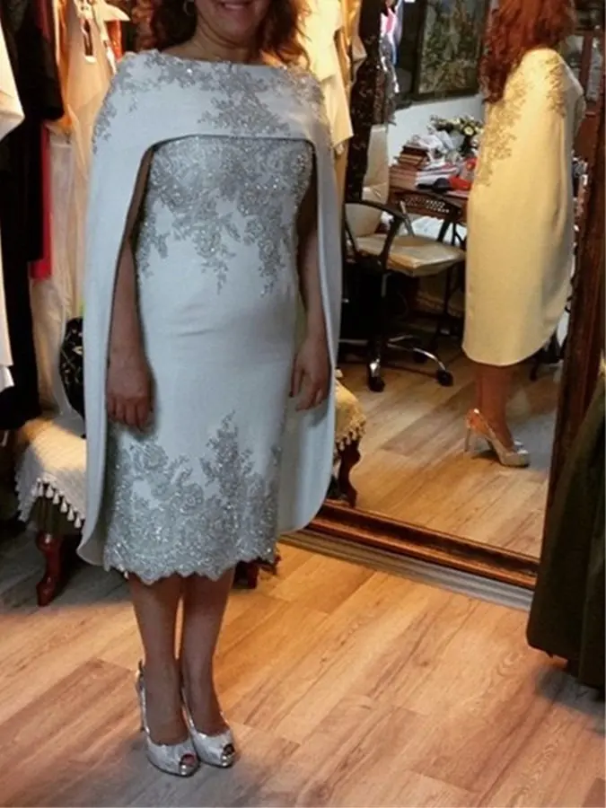 2020 Tea Length Mother Of The Bride Lace Dresses With Jacket Appliques Plus Size Evening Dress Formal Prom Party Gowns Custom
2020 Tea Length Mother Of The Bride Lace Dresses With Jacket Appliques Plus Size Evening Dress Formal Prom Party Gowns Custom