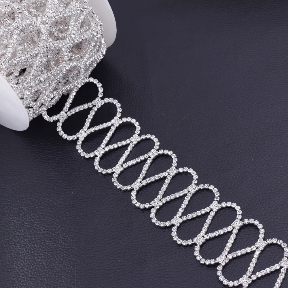 10yards 4.5cm width Rhinestone silver plated trimming for clothing wedding dress belt accessories patches sewing DIY HF-3295
10yards 4.5cm width Rhinestone silver plated trimming for clothing wedding dress belt accessories patches sewing DIY HF-3295