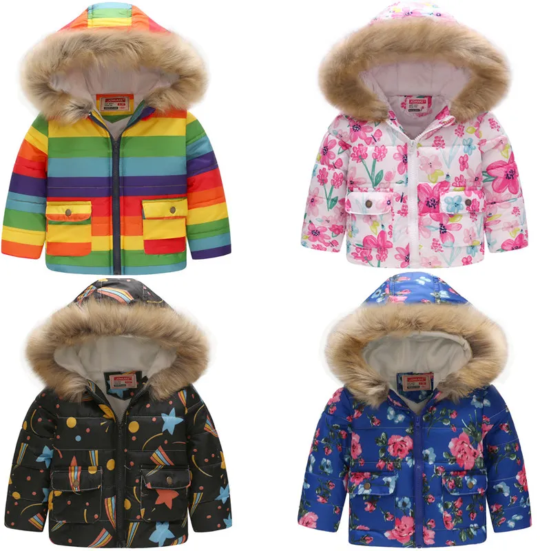Children's winter print hooded fur collar warm jacket boys and girls thickening plus velvet warm cold graffiti coat
Children's winter print hooded fur collar warm jacket boys and girls thickening plus velvet warm cold graffiti coat