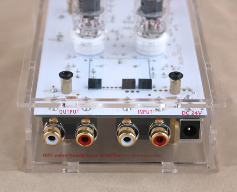 P2 mini tube amplifier 6J1 tube + amp + bile preamp finished product contains power
P2 mini tube amplifier 6J1 tube + amp + bile preamp finished product contains power