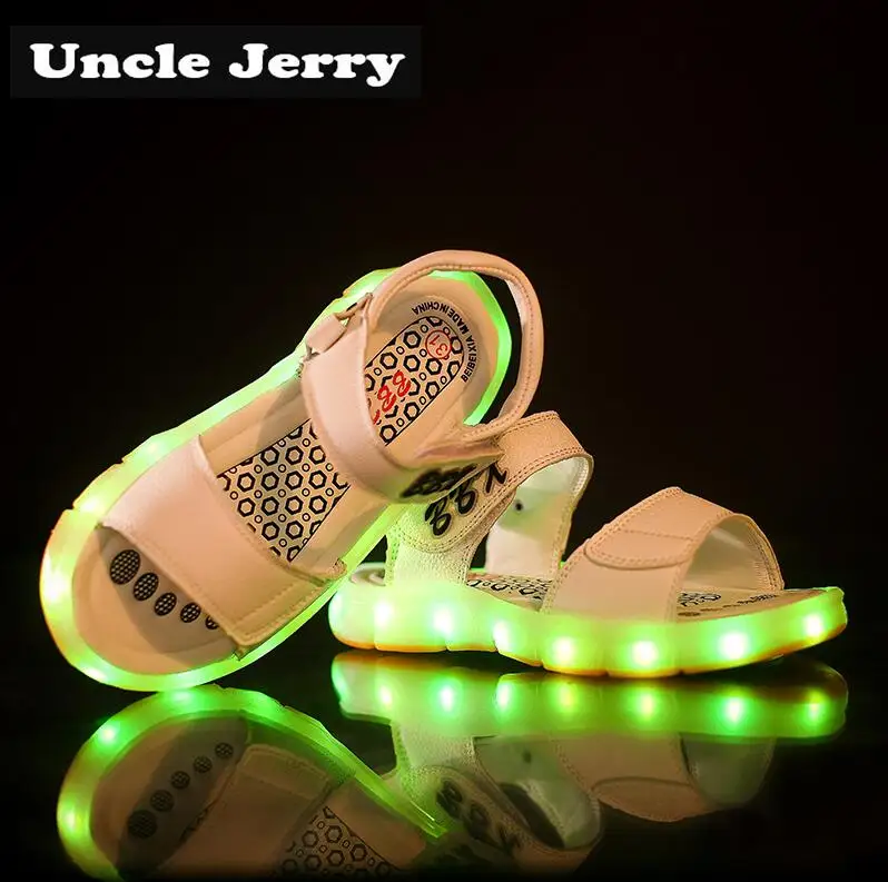 UncleJerry LED Light Sandals for Boys and Girls USB Rechargeable Beach Shoes Kids Summer Glowing Sandals Children Princess Shoes
UncleJerry LED Light Sandals for Boys and Girls USB Rechargeable Beach Shoes Kids Summer Glowing Sandals Children Princess Shoes