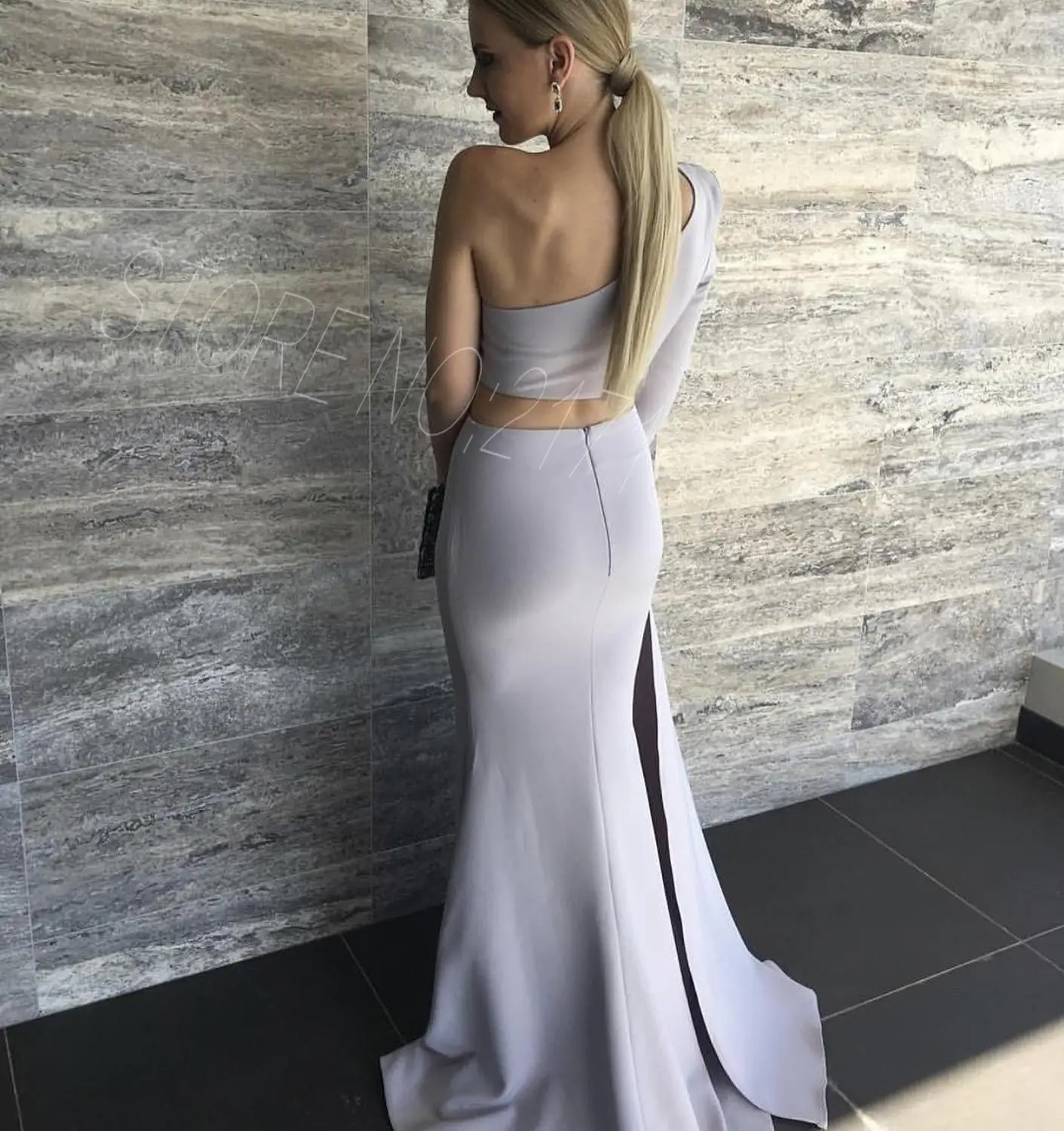2020 New Elegant Unique Custom Made Light Gray Two Piece One Shoulder Long Floor Length Sleeves Mermaid Evening Dress
2020 New Elegant Unique Custom Made Light Gray Two Piece One Shoulder Long Floor Length Sleeves Mermaid Evening Dress