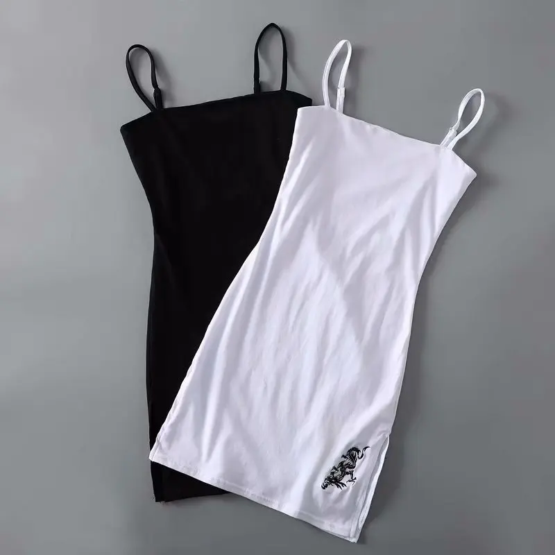 Black White Embroidery Off Shoulder Slim Wrapped Mini Dress Summer Women Tight Dress Sling Bodycon Basic Casual Sheath Dress
Black White Embroidery Off Shoulder Slim Wrapped Mini Dress Summer Women Tight Dress Sling Bodycon Basic Casual Sheath Dress